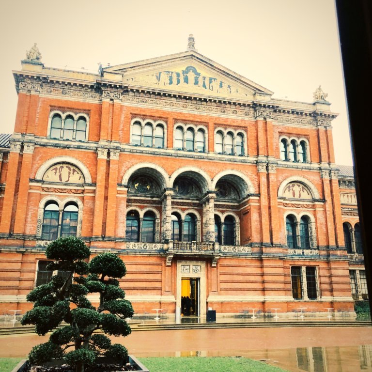 The V&A: London Museum for Travellers