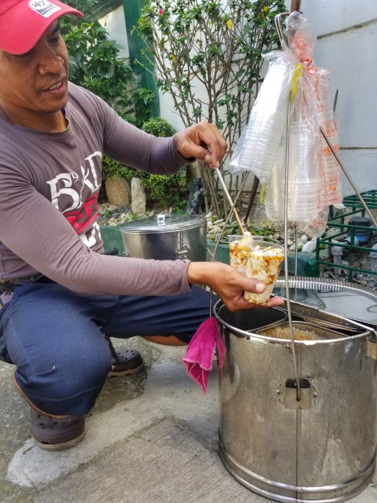 Picture of Taho seller in Philippines. Photo credit to Cecilia