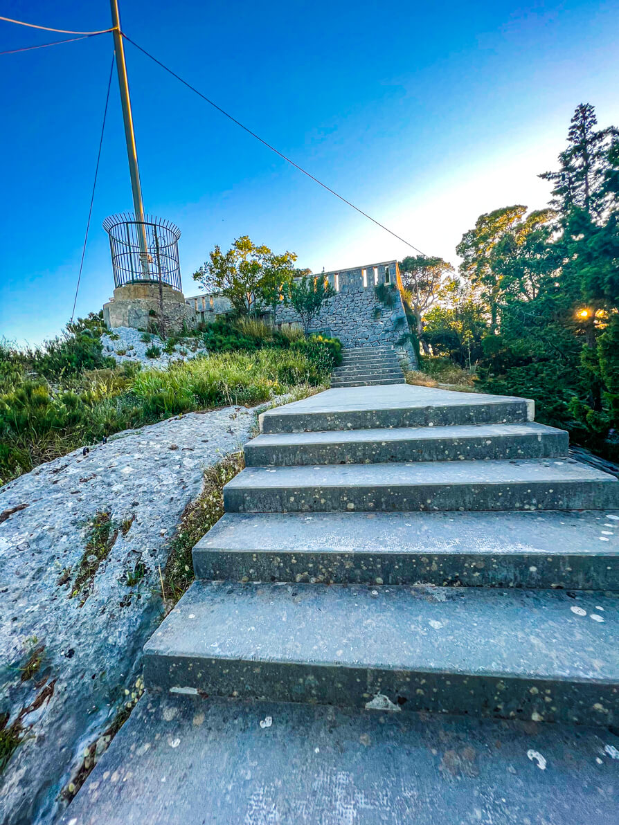 Image of last steps of 314 steps in Marjan Park Split
