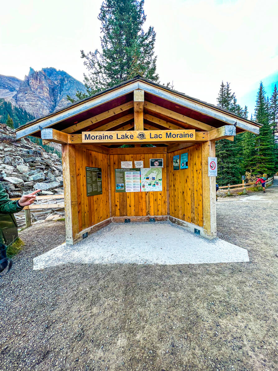 Image of Moraine Lake hut information centre in Banff