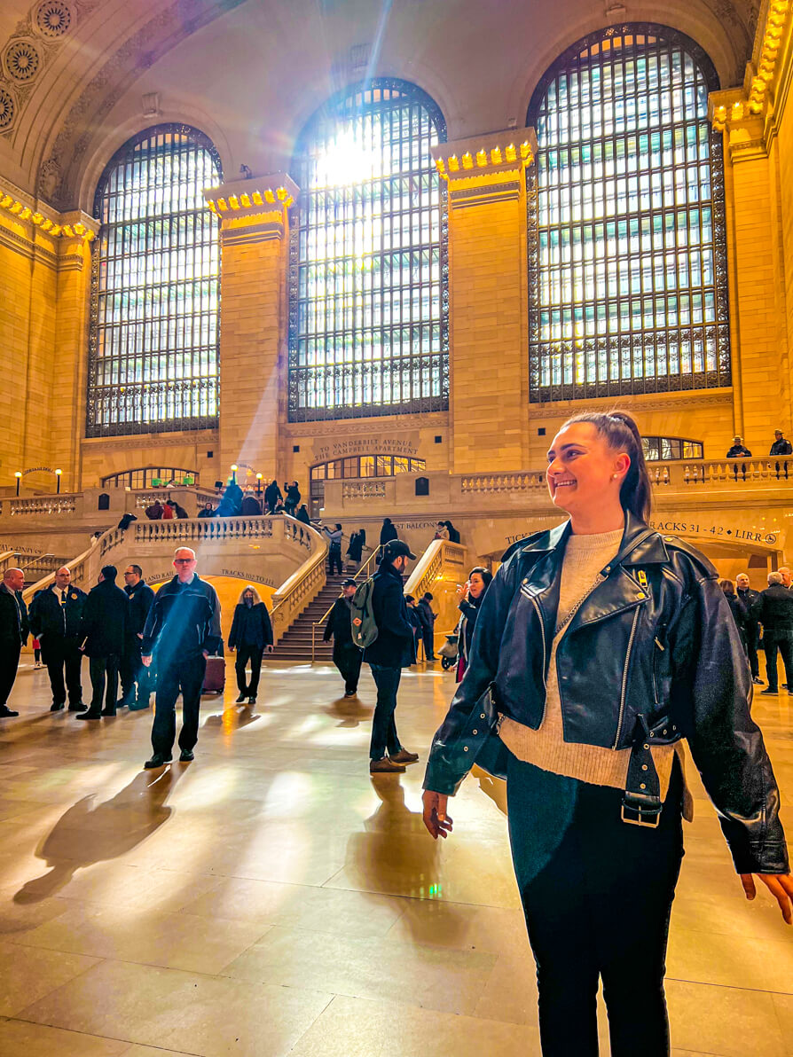 Image of Shireen's sister posing like Serena inside Grand Central Station in New York City