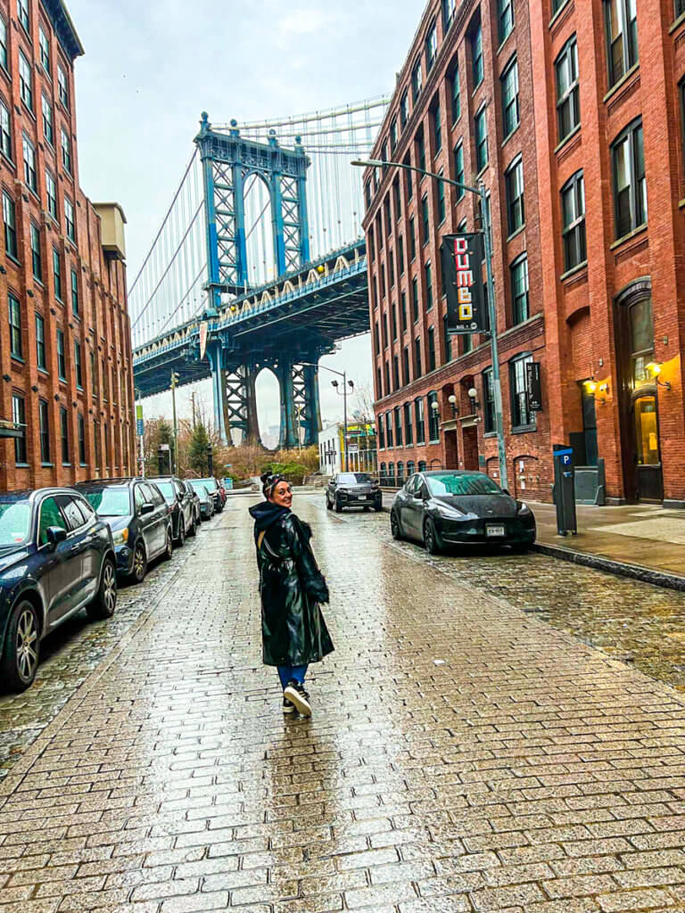 image of Shireen posing in DUMBO outside the Humphrey Loft (a Gossip Girl Filming Location in NYC)
